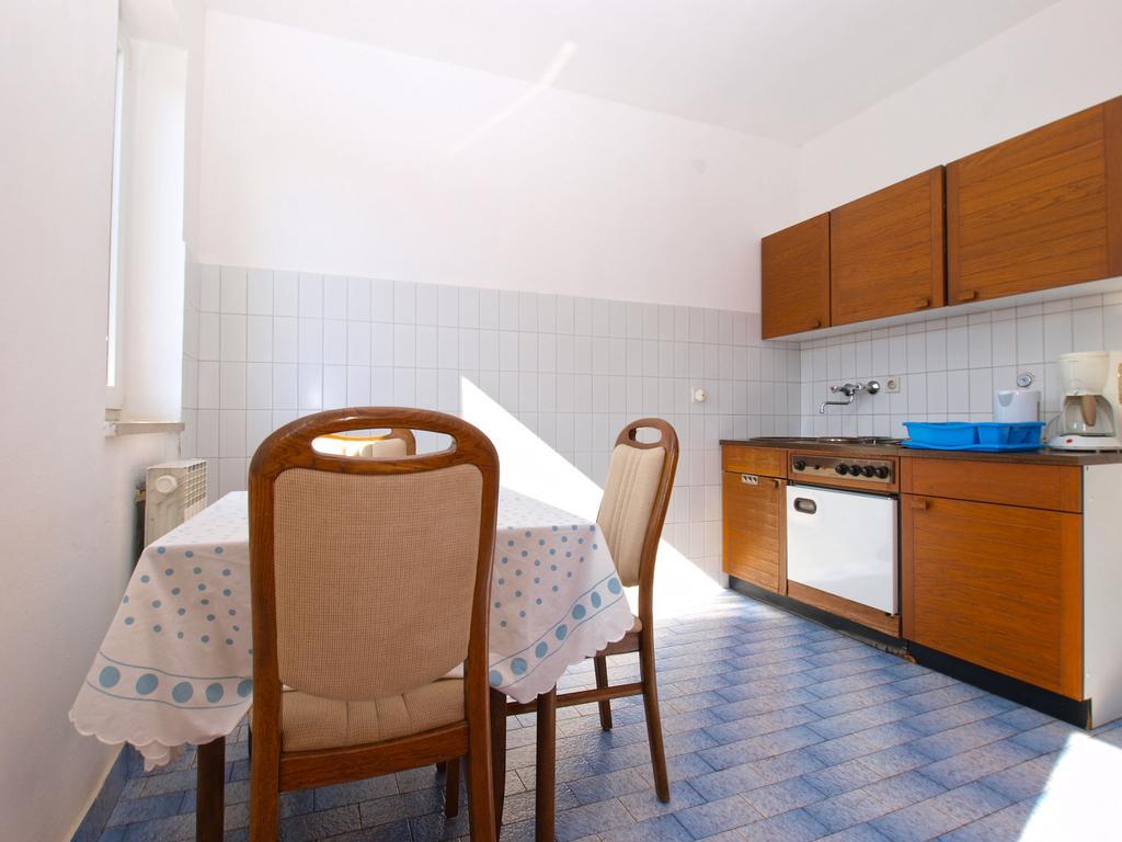 Apartments Zorka 1421 Pjescana Uvala Eksteriør bilde