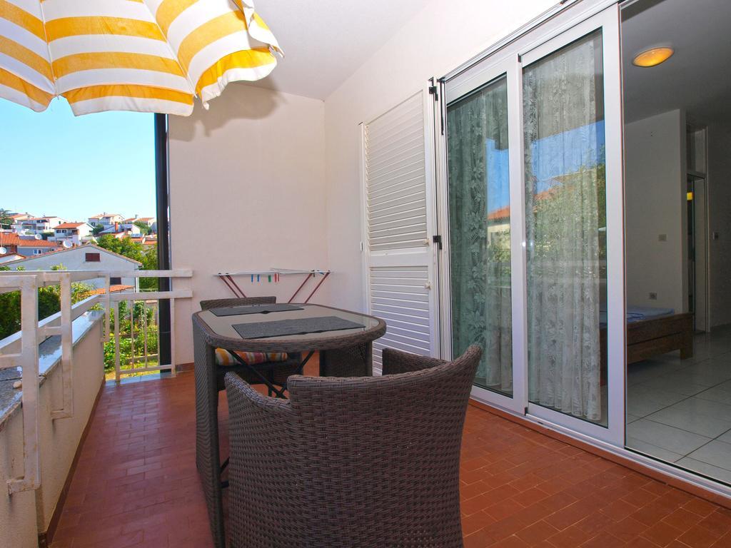 Apartments Zorka 1421 Pjescana Uvala Eksteriør bilde