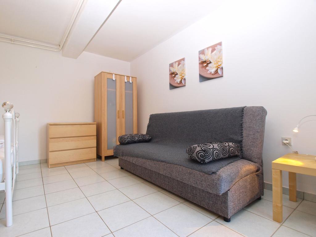 Apartments Zorka 1421 Pjescana Uvala Eksteriør bilde