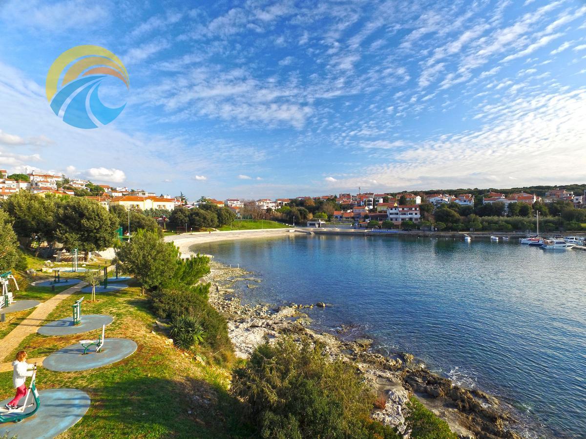 Apartments Zorka 1421 Pjescana Uvala Eksteriør bilde